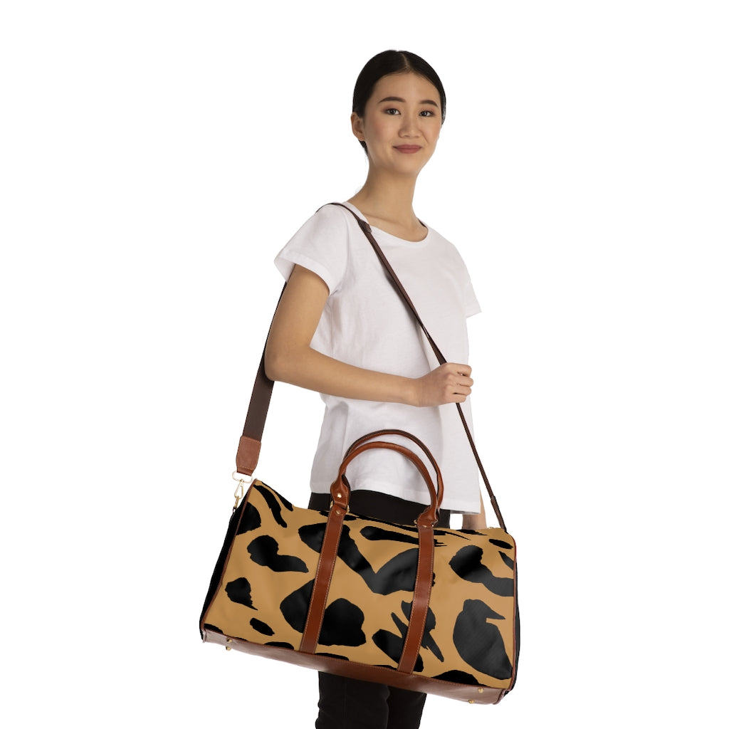 Girl with animal Print weekend Bag